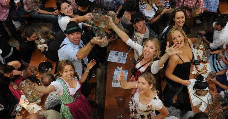 聖地牙哥啤酒節2022🍺 喝酒不用找藉口的～ 慕尼黑啤酒節 Oktoberfest (9/25～10/22）
